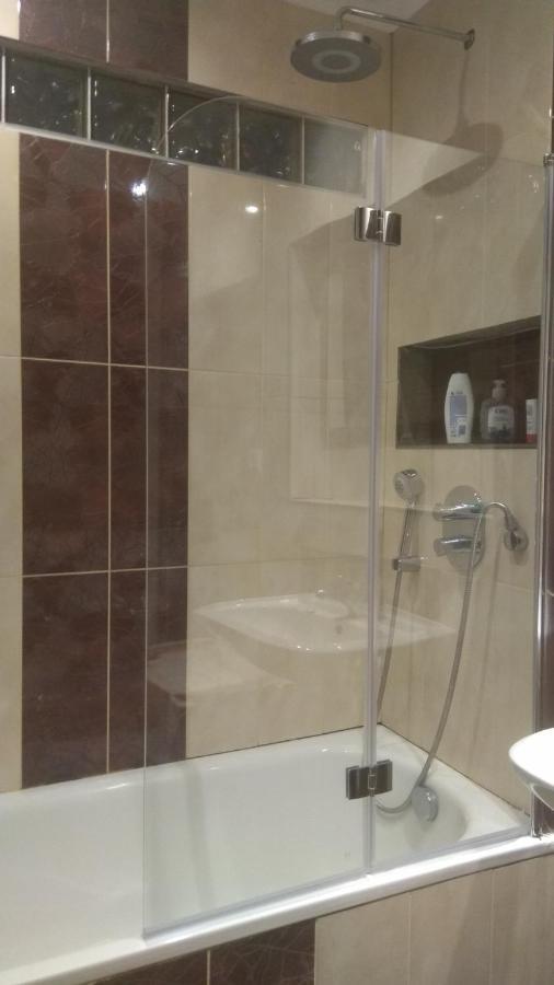 Old Summer House With Renovated Bathroom Prag Dış mekan fotoğraf