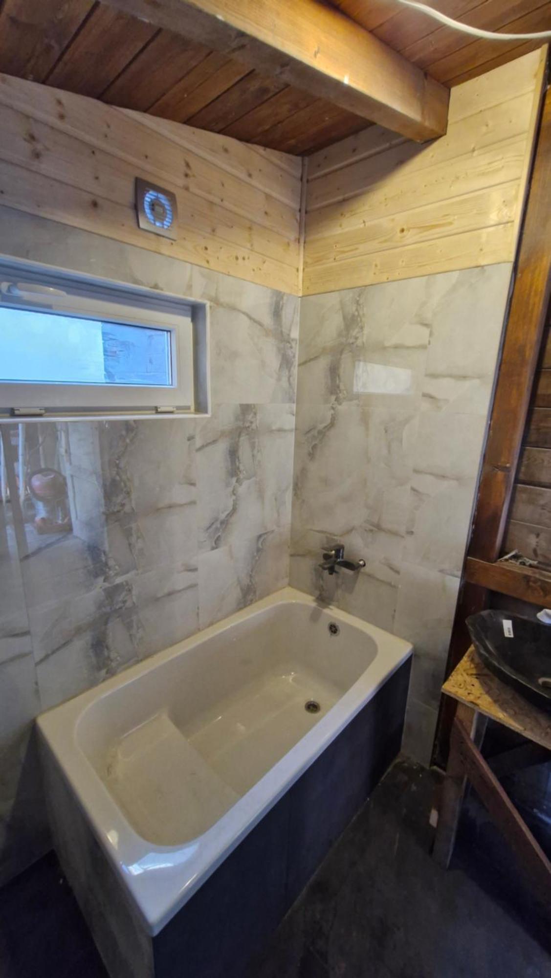 Old Summer House With Renovated Bathroom Prag Dış mekan fotoğraf